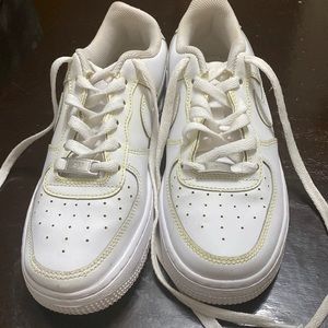 Authentic Nike Airforce 1s ( Used ) Size 5.5